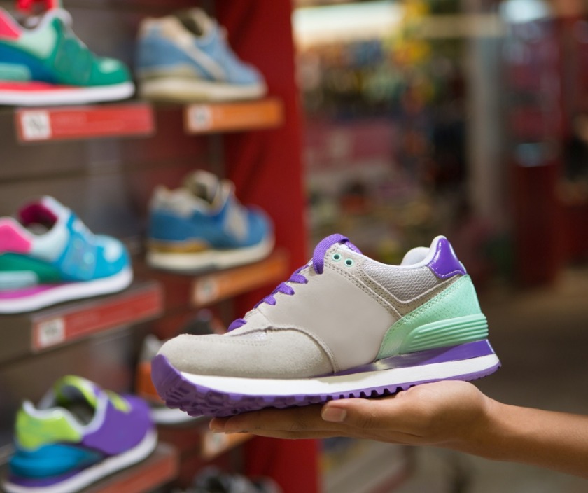 shop bán giày quảng ngãi shop giày sneaker Quảng Ngãi
