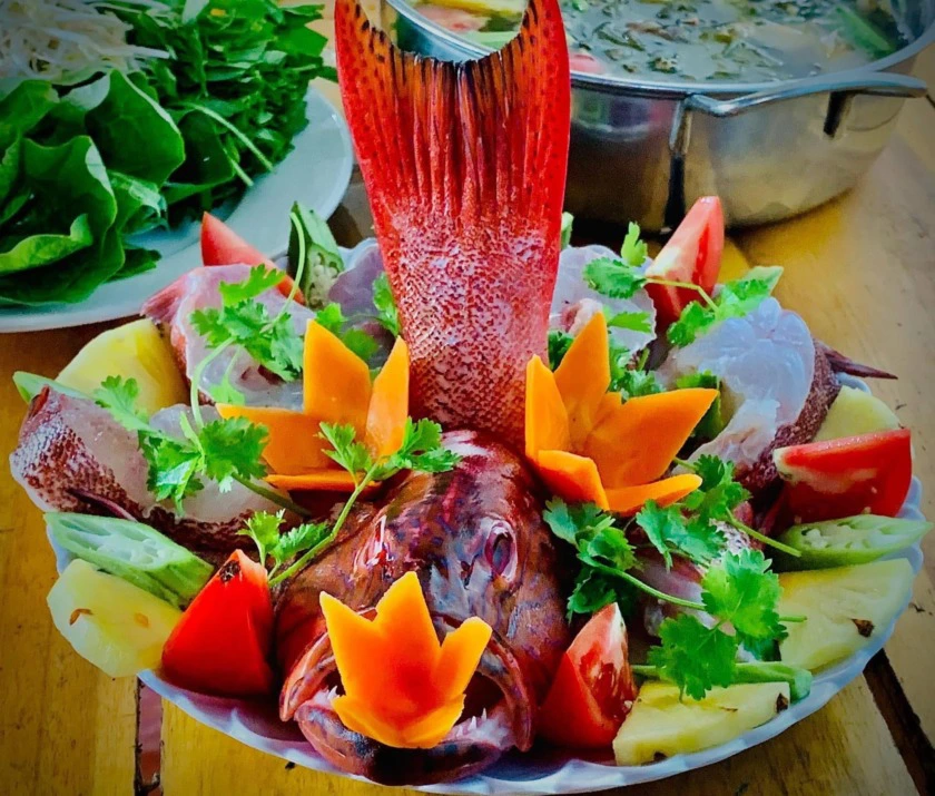 nhà hàng hải sản Quảng Ngãi