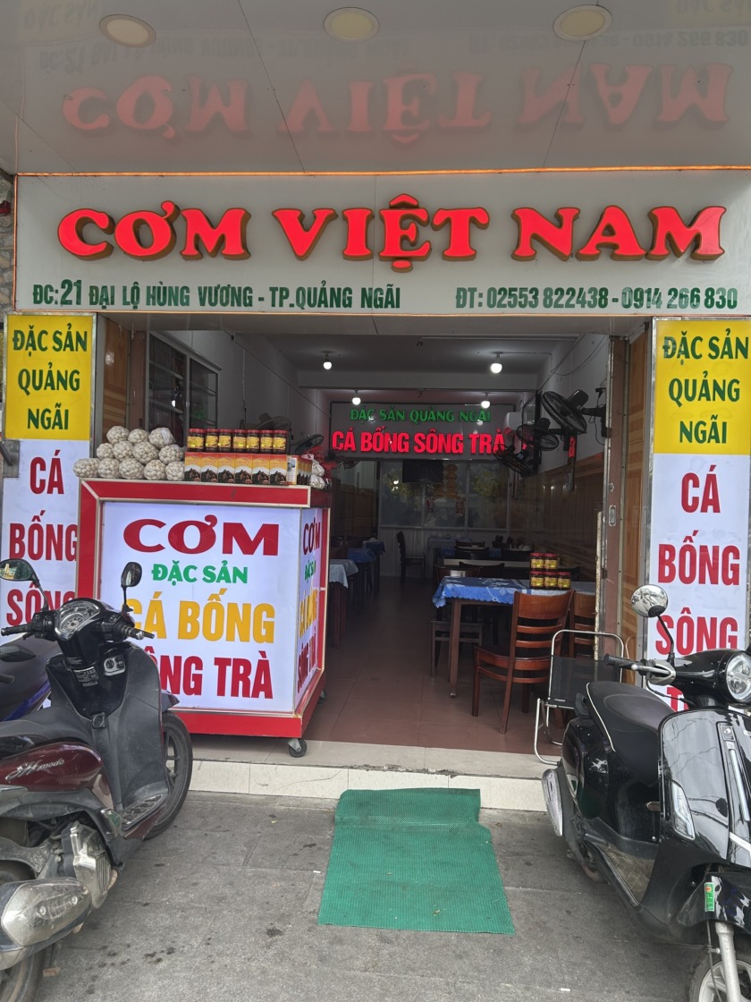 Quán cơm Việt Nam